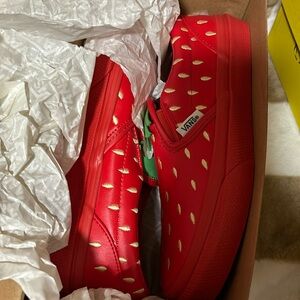 Strawberry Vans! Berries of fun! 🥰🥰🥰🔥🔥Brand new